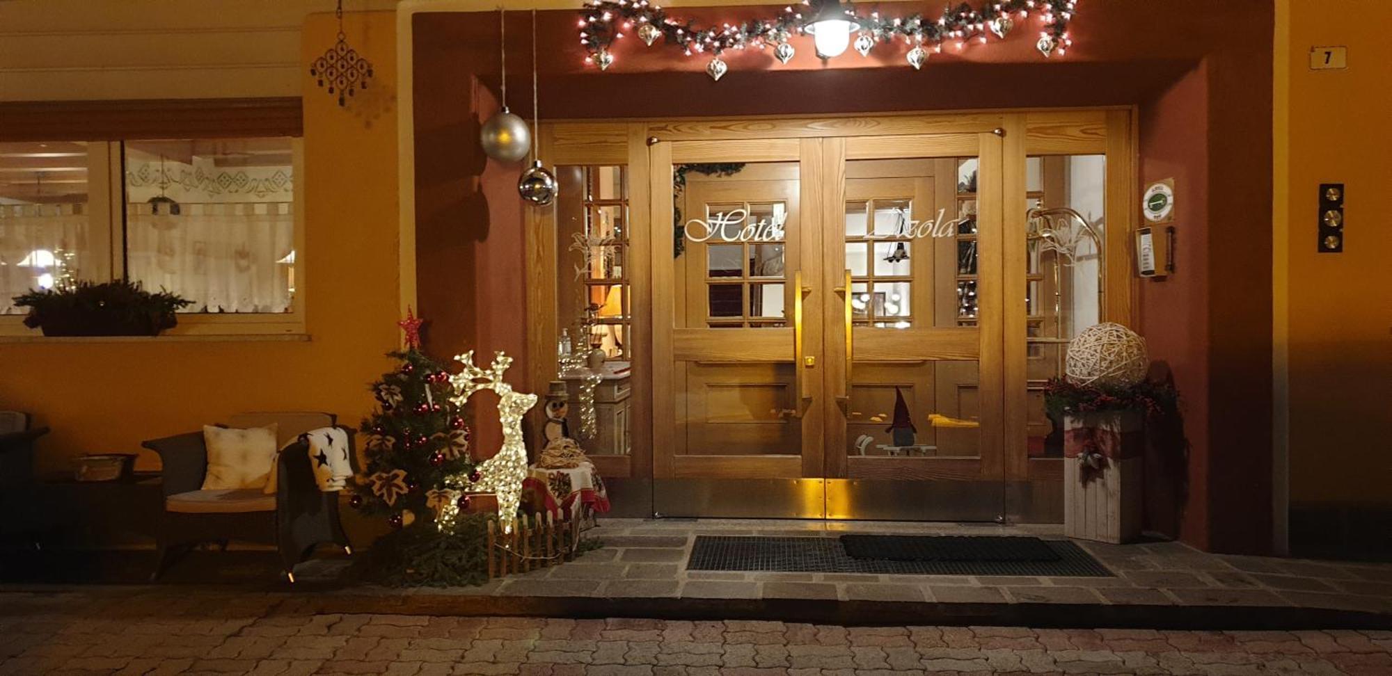 Hotel Azola Canazei Exterior photo